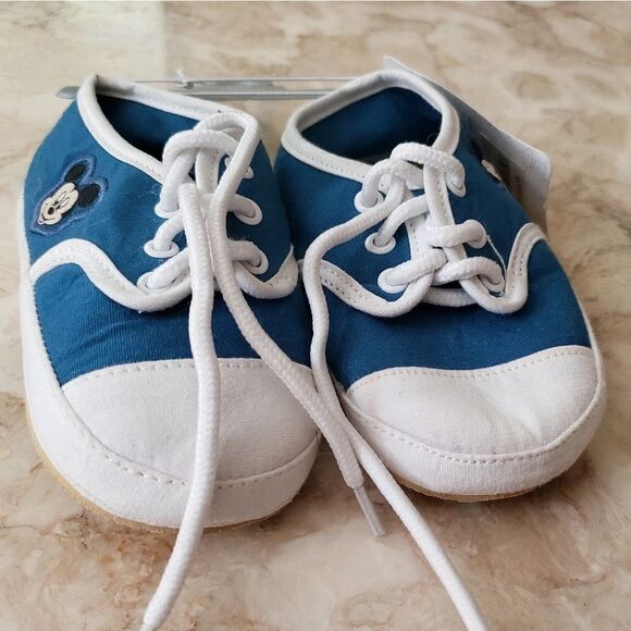 NWT Disney Mickey Mouse Crib Shoes - Picture 2 of 5